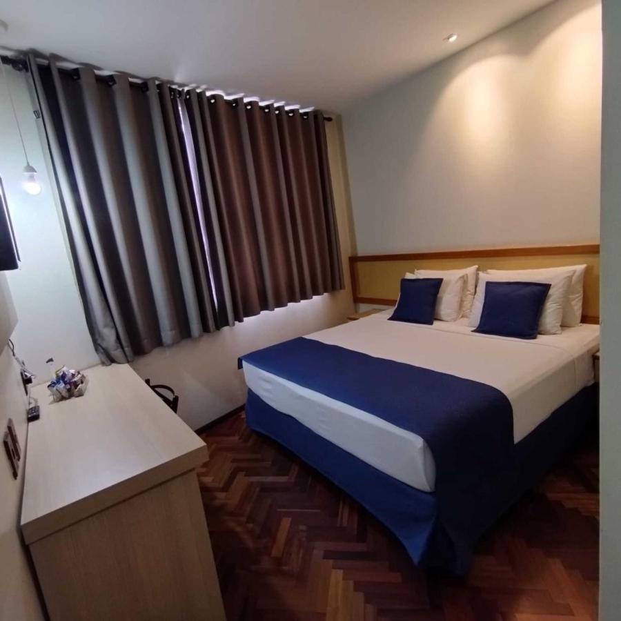 Summit Hotel